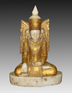 Будда, сидящий в позе лотоса с жестом касания земли